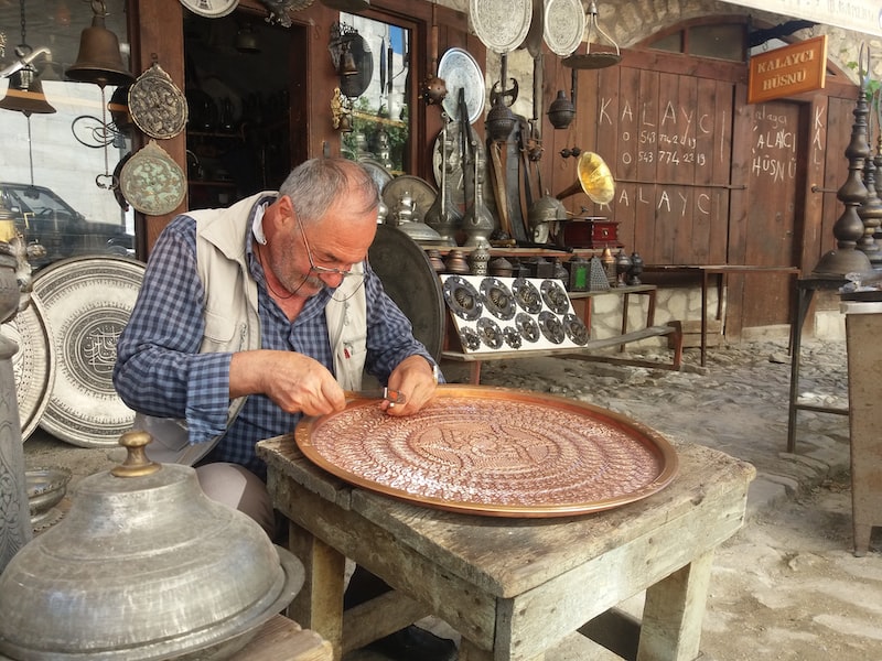 Edremit Tarihi ve Kökeni Edremit Tarihi ve Kökeni